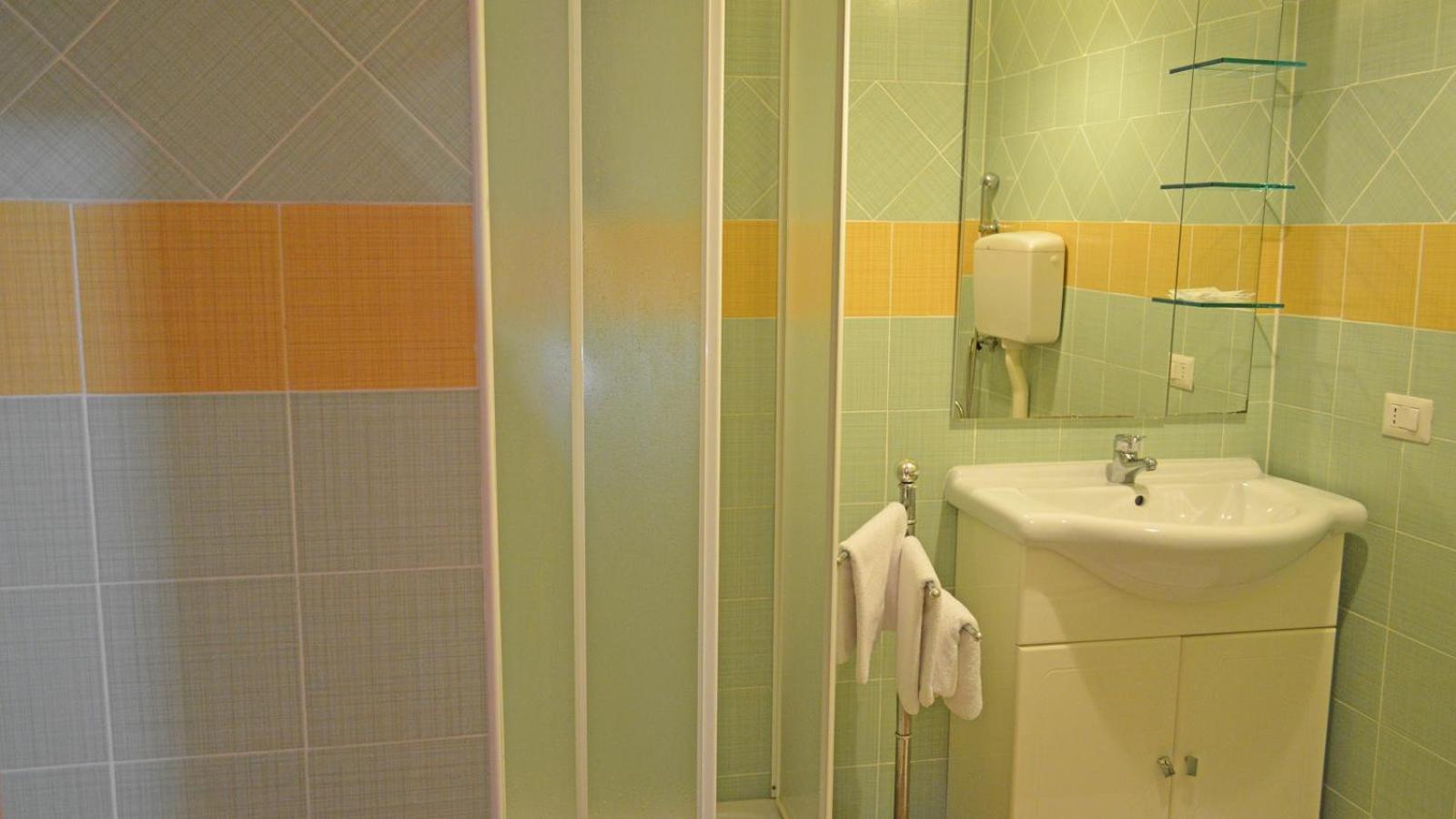 Splash'S Rooms Spadafora Luaran gambar